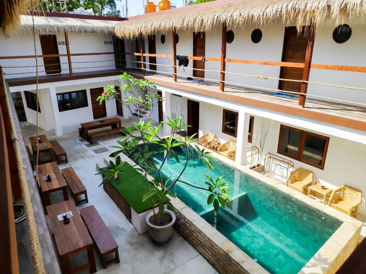 Gili Pirates Dive & Bnb Gili Trawangan Kültér fotó