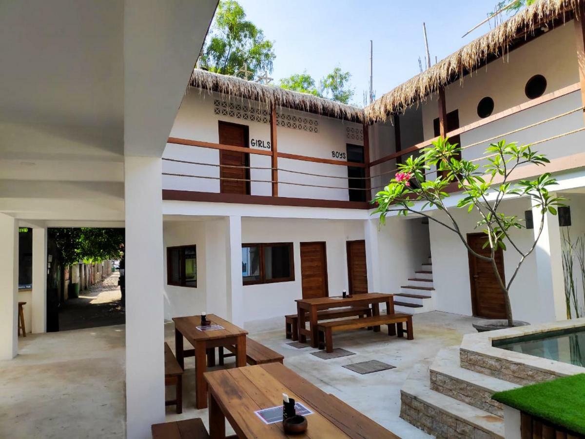 Gili Pirates Dive & Bnb Gili Trawangan Kültér fotó