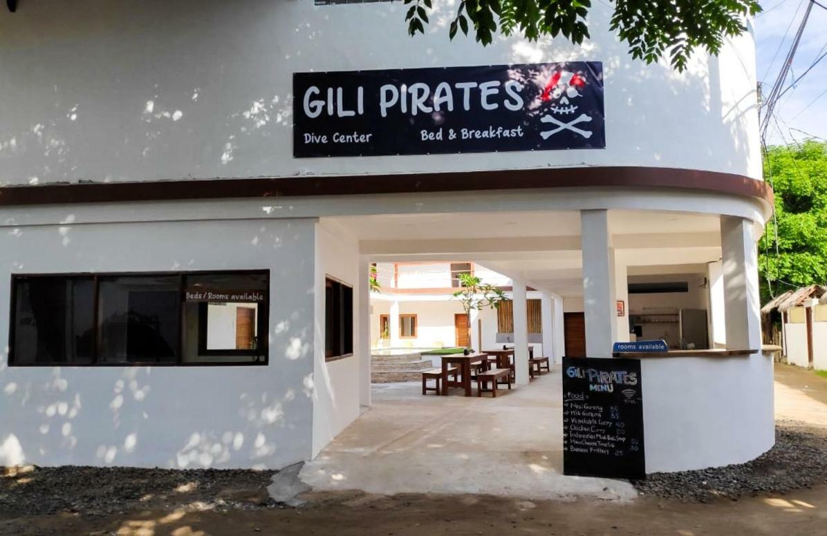Gili Pirates Dive & Bnb Gili Trawangan Kültér fotó